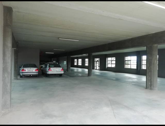 824M² OFFICE RENTED IN NEWTON PARK